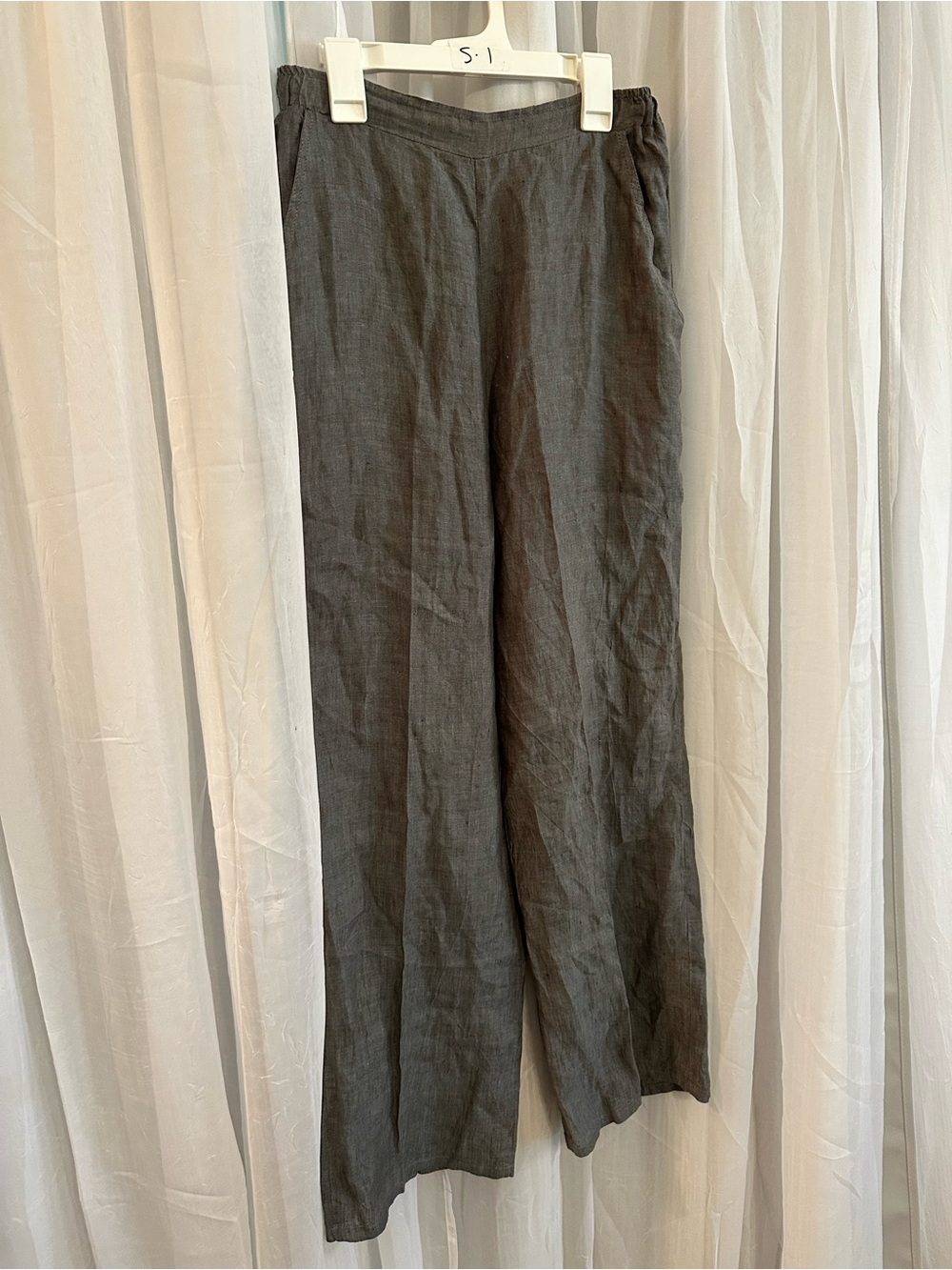 Match Point women’s gray yarn dyed linen pants with pockets-Charcoal